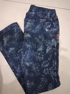 (Category: ) located in . Submitted by lyananrd (Listing ID 1126989505, Image 1). Description: .