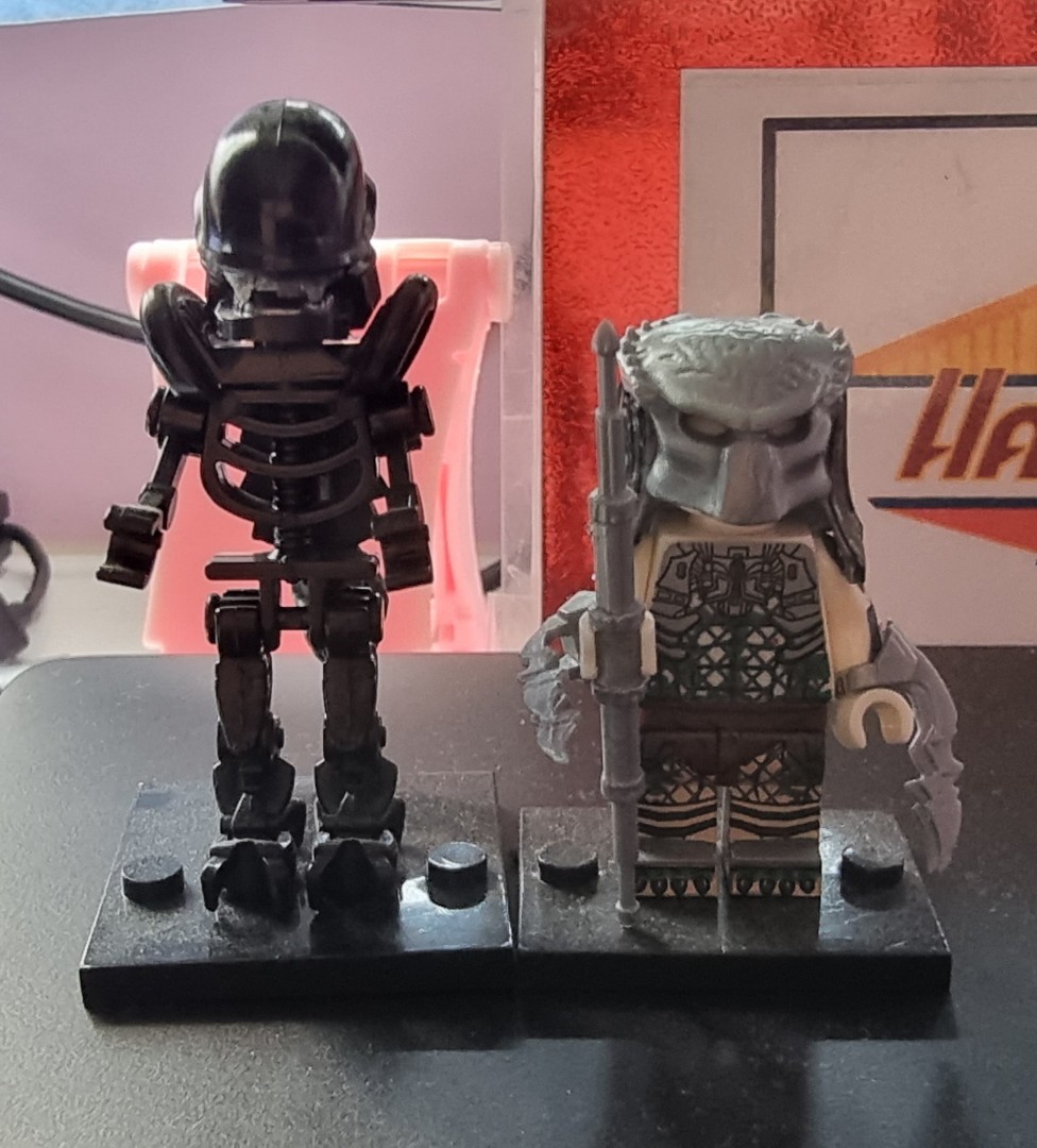 Lego alien predator, Hobbies Toys, Toys Games on Carousell