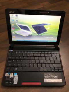 Like New Acer Aspire One Netbook Notebook Laptop