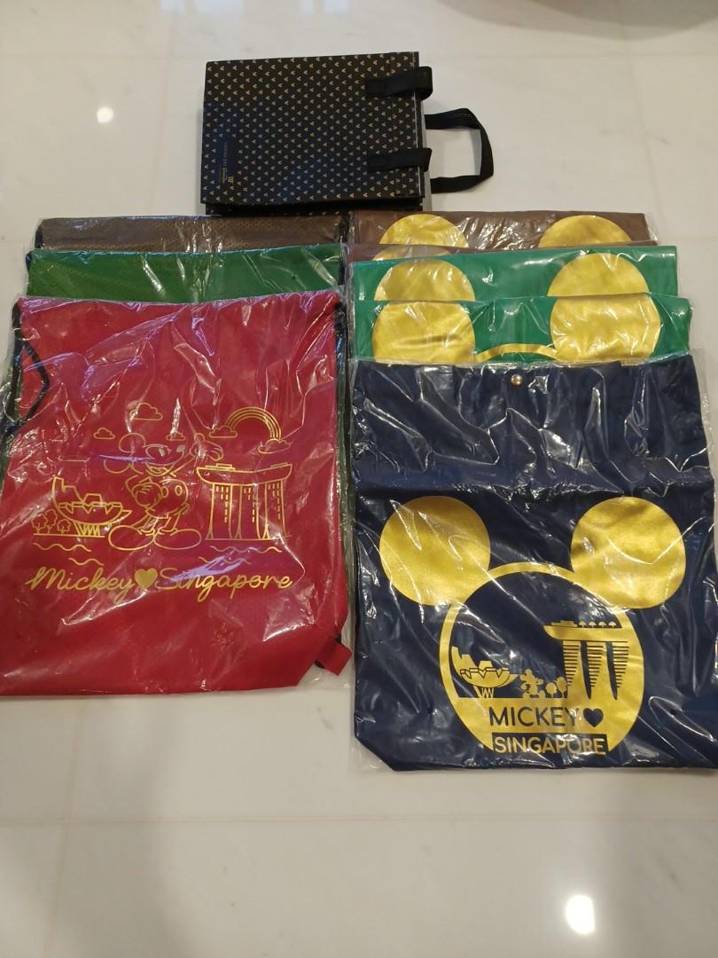 Marina Bay Sands MBS x Disney Collectibles Drawstring 12 each/Tote