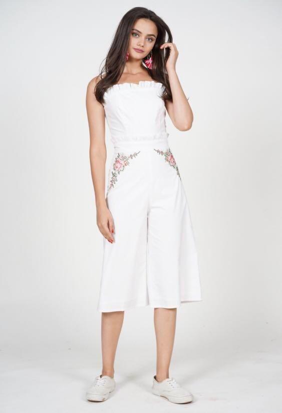 Mds jumpsuit embroidery not zara 
