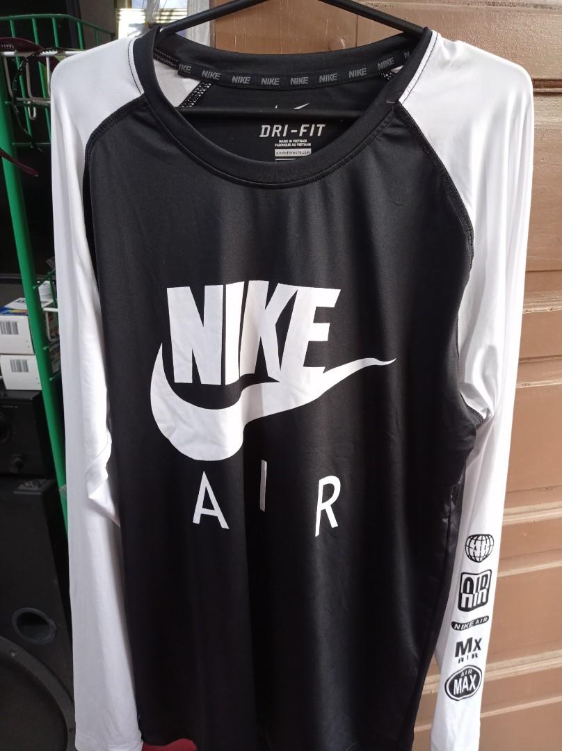 Nike rash guard, legit and bnew, Men's Fashion, Tops & Sets, Swim Top & Rash Guards on Carousell