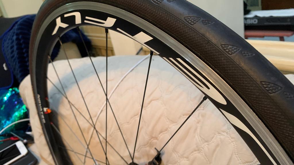 Sagmit deals carbon wheelset