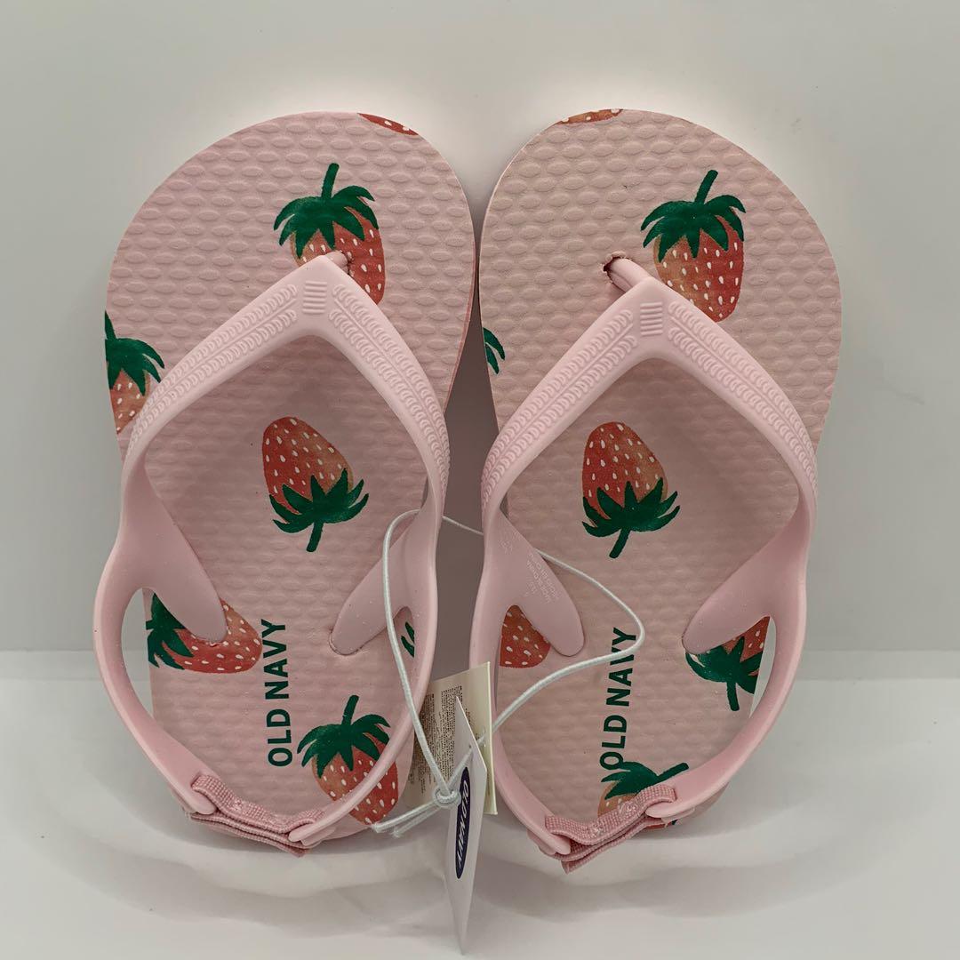 Old navy sales flip flops boys