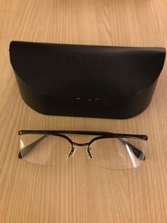 （分類：）位於 。 由 solarw 提交（商品編號 1127103869，圖片 1）。簡介： 。