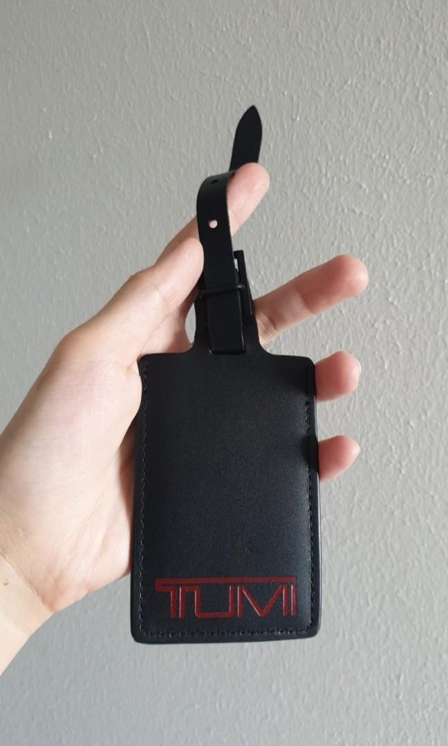 Original Tumi large luggage tag (Category: Luxury Bags & Wallets) located in San Juan City. Submitted by akioza (Listing ID 1126976032, Image 1). Description: Just stored, never used as seen in photos :) large Bought approx 5k+ No rush to sell. NEW, just stored. never used Can attach and secure in a variety of bags Laptop case, work bag, pouch, belt bag, backpack, tote, travel handcarry or checkin, key ring etc. Etc. multipurpose Leather is great