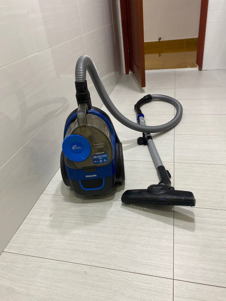 Philips vacuum cleaner (no bag), TV & Home Appliances, Vacuum Cleaner