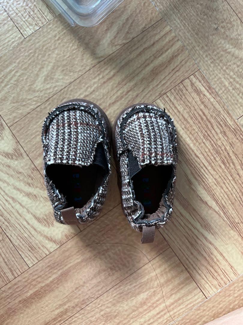 PitterPat Baby Shoes (Category: Babies & Kids Fashion) located in Quezon City. Submitted by chizmax (Listing ID 1126940773, Image 1). Description: Unused baby shoes. Original price ₱400. .