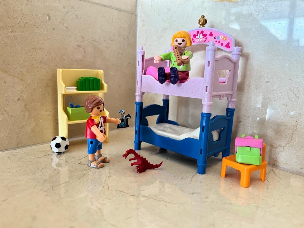 Playmobil 5306 top dollhouse children's room