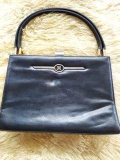 Preloved Handbag by El Carlo