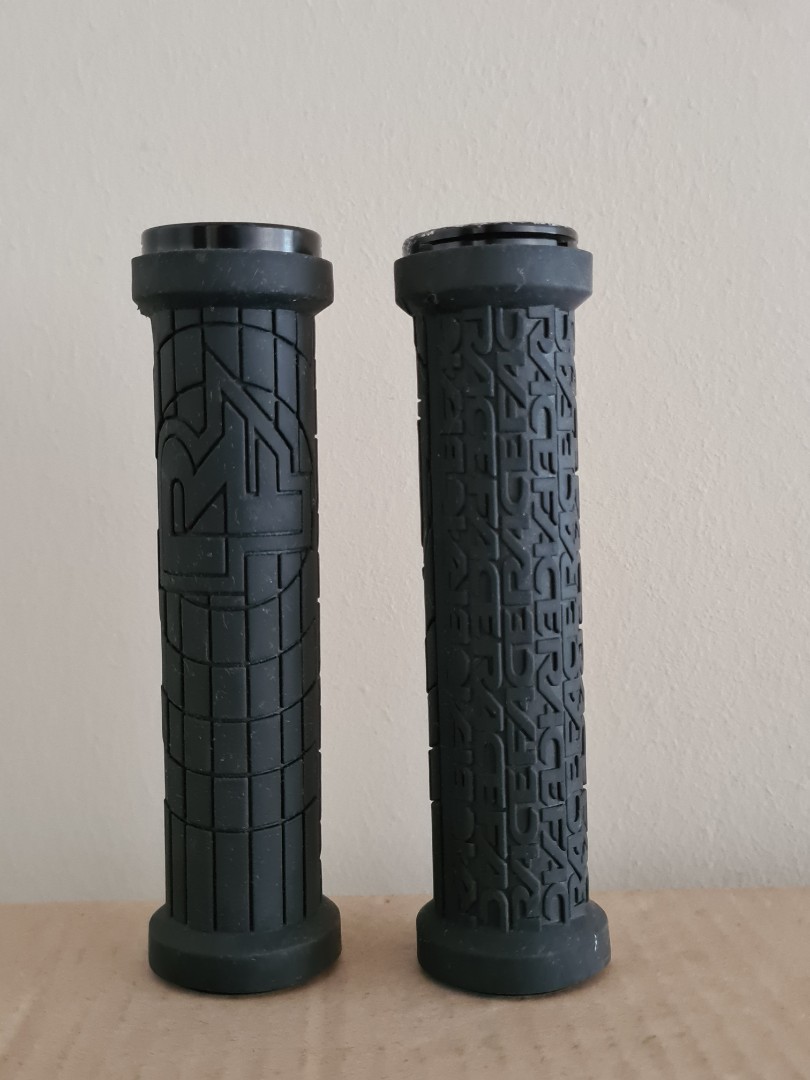 Race Face Handlebar Grip, Sports Equipment, Bicycles & Parts, Parts