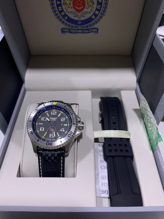 Saf aviator watch shop