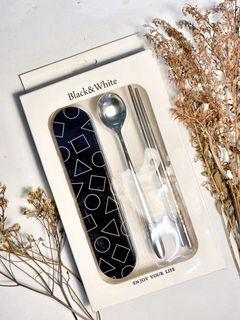 Set of Metal Spoons & Chopsticks Square Design