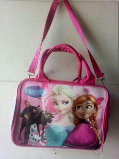 Tas bi frozen minggat