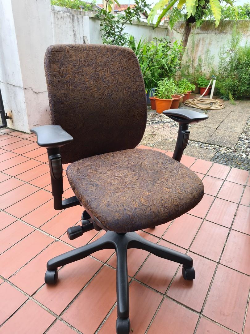 Teknion Amicus Furniture Home Living Furniture Chairs on