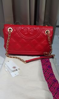 (Kategori: ) berada di . Dikirim oleh devianamarissa (ID iklan 1127024970, Gambar 1). Deskripsi: .