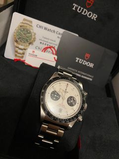 （分類：）位於 。 由 chiwatchconcept 提交（商品編號 1127039884，圖片 1）。簡介： 。