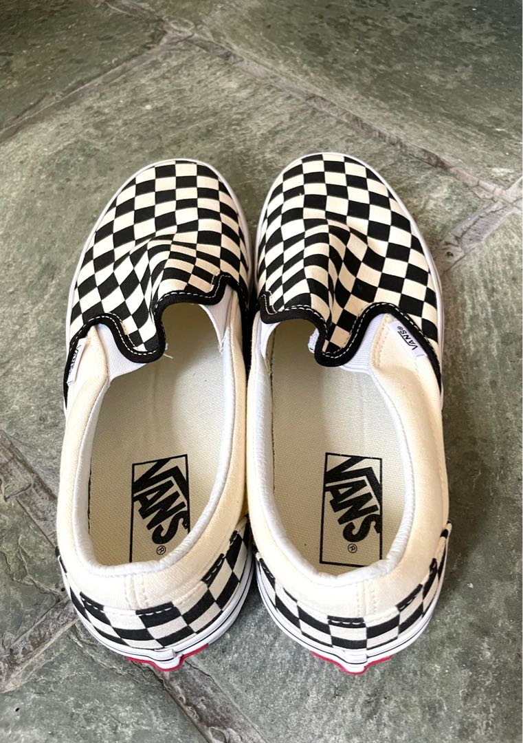 White vans with white checkers outlet