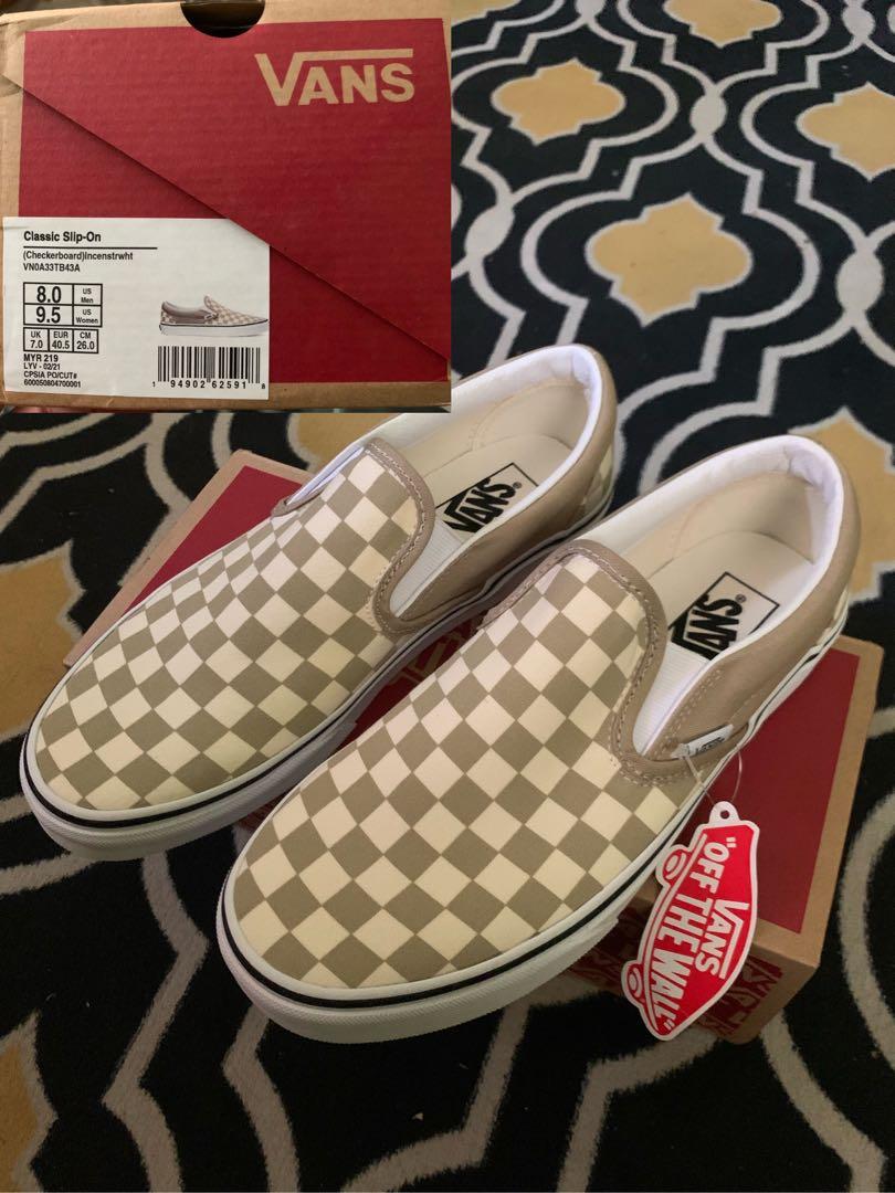 Vans slip top on 219