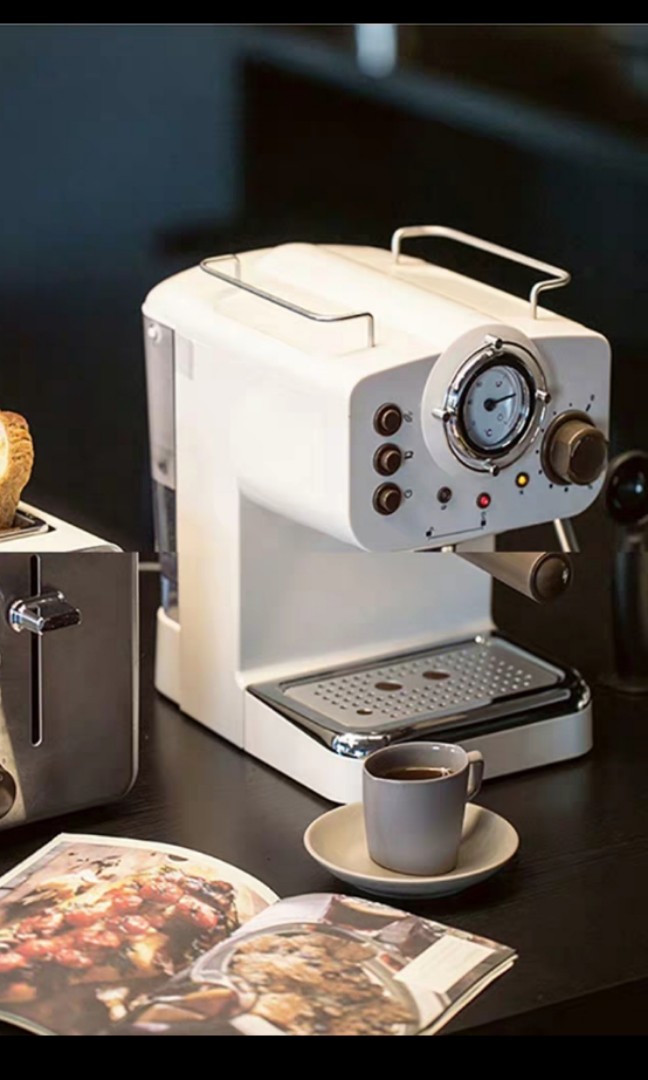 Vintage looking coffee machine, TV & Home Appliances, Kitchen