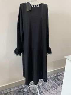 (Category: ) located in . Submitted by closetbargain (Listing ID 1126972228, Image 1). Description: .