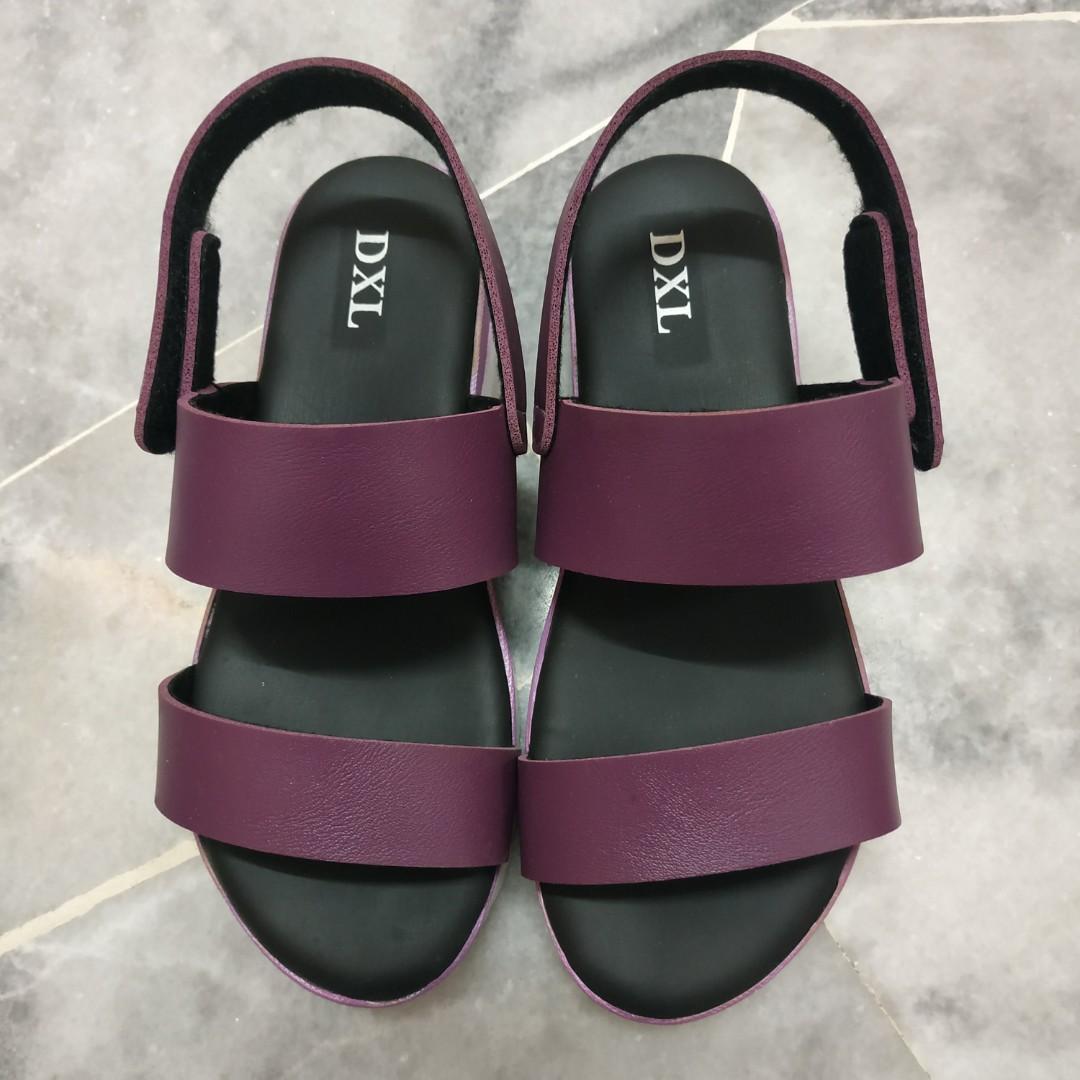 Dxl sandals best sale