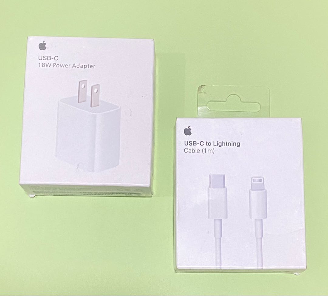 Apple iPhone Charger 18 watts adapter and Usb c to Lightning cable