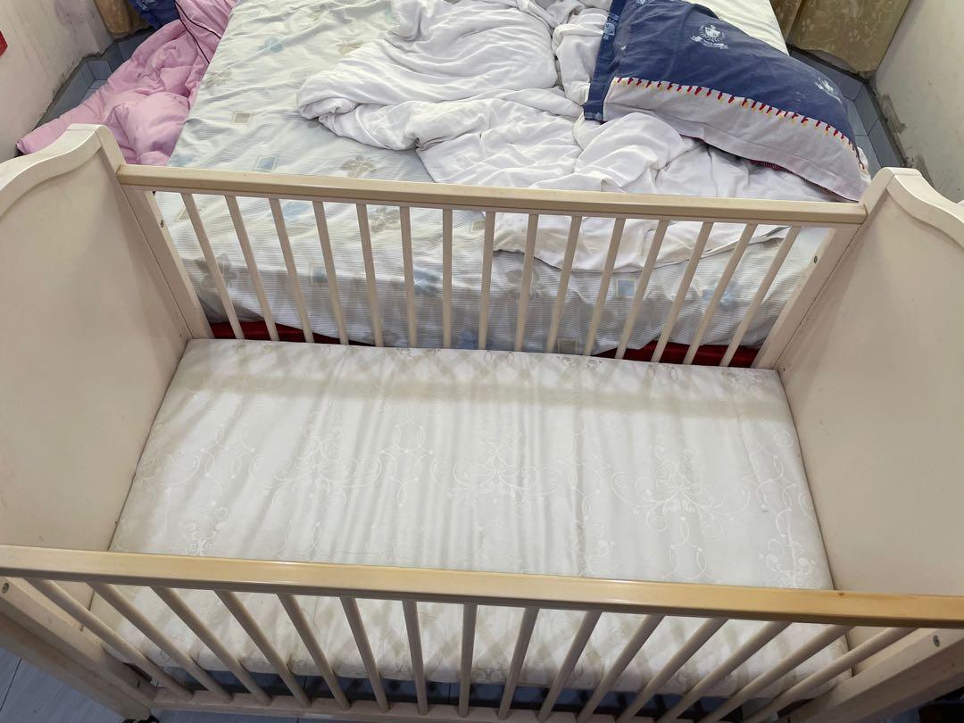 Harvey top norman cot