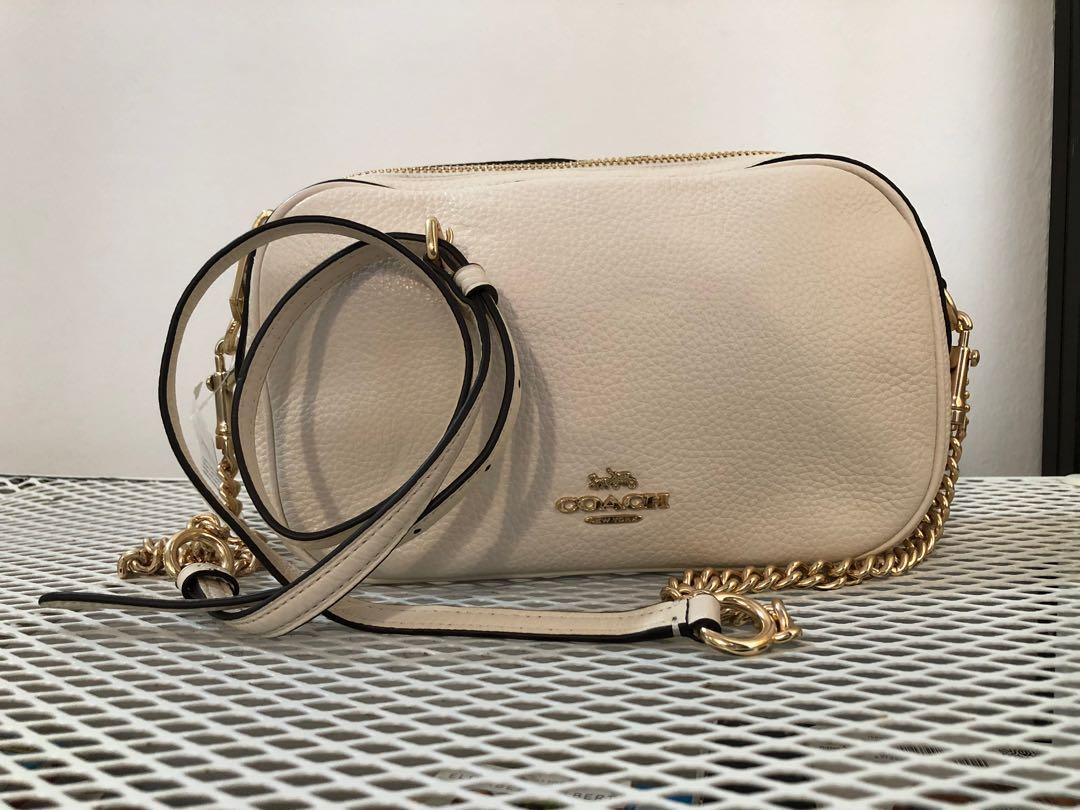 BNWT Coach Isla Chain Crossbody