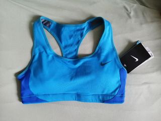 (Category: ) located in . Submitted by shopwithzippy (Listing ID 1127232300, Image 1). Description: .