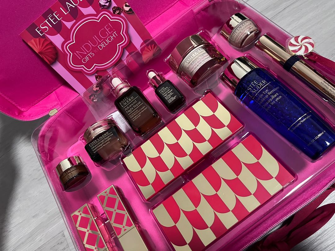 Estee lauder makeup gift set 2021 best sale