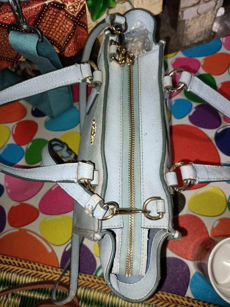 Coach Made in Vietnam, Fesyen Wanita, Tas & Dompet di Carousell