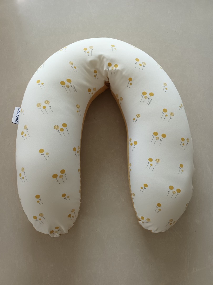Doomoo Buddy pillow & relax cover, Babies & Kids, Nursing & Feeding