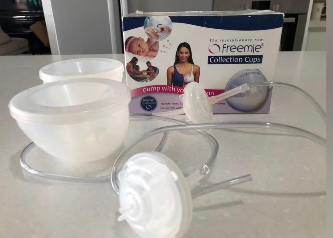 Freemie Freemie Closed System Breast Milk Collection Cups, Pump With Your  Clothes On, On The Go, Anywhere, Anytime!, Clear, 25mm And 28mm Funnels  (Compatible Pump Not Included) : : Baby