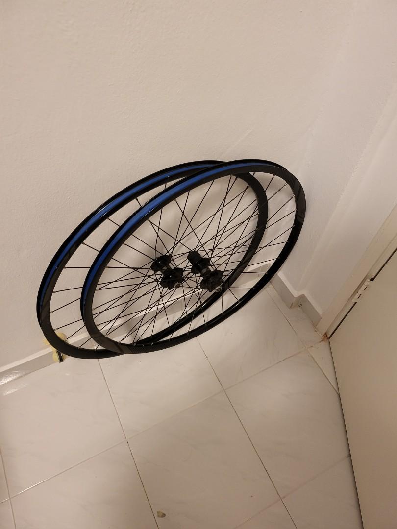 Giant ETRTO 700C wheelset needs truing