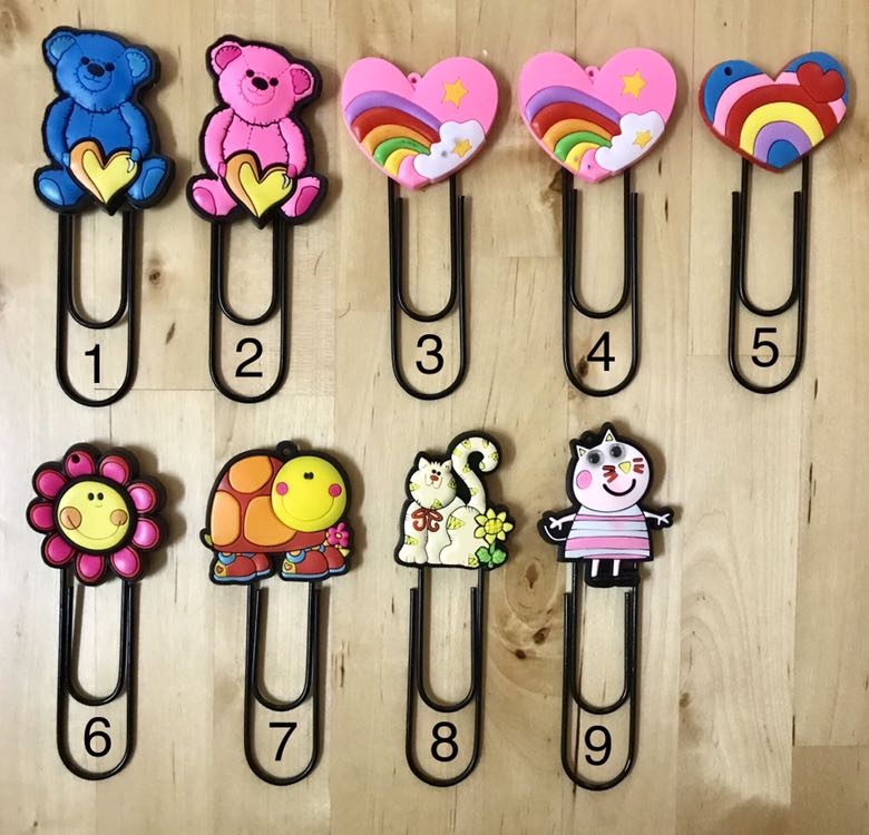 Giant Paper Clip Bookmarks, Hobbies & Toys, Stationery & Craft
