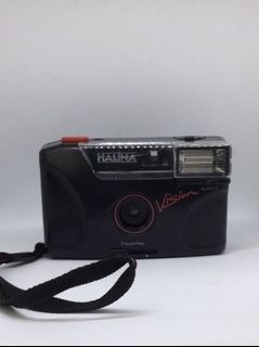 (Category: ) located in . Submitted by kans.vintage.cams (Listing ID 1127205751, Image 1). Description: .