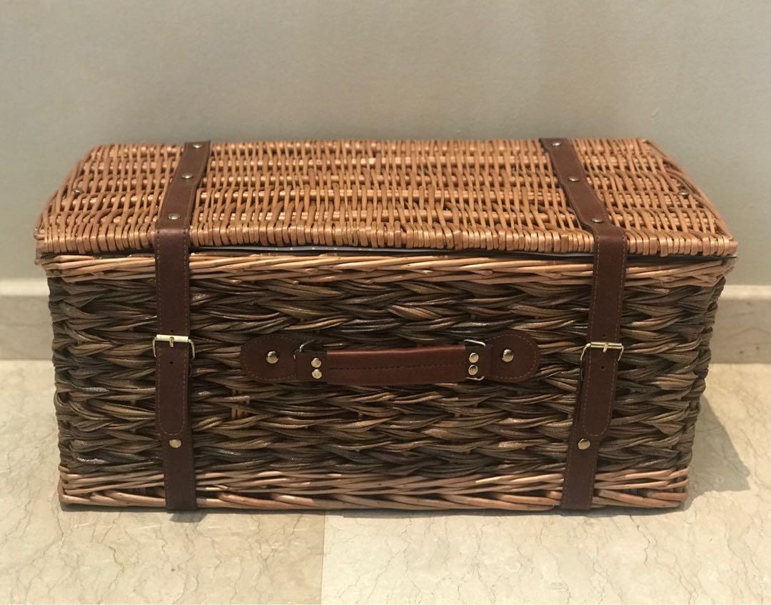Assorted Picnic Baskets/ Rattan / Wicker Basket Chest / Chinese New