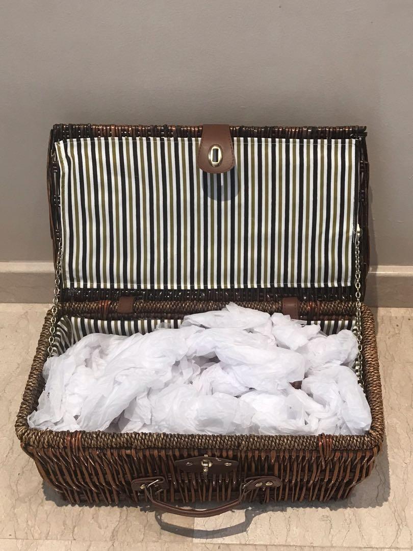 Assorted Picnic Baskets/ Rattan / Wicker Basket Chest / Chinese New