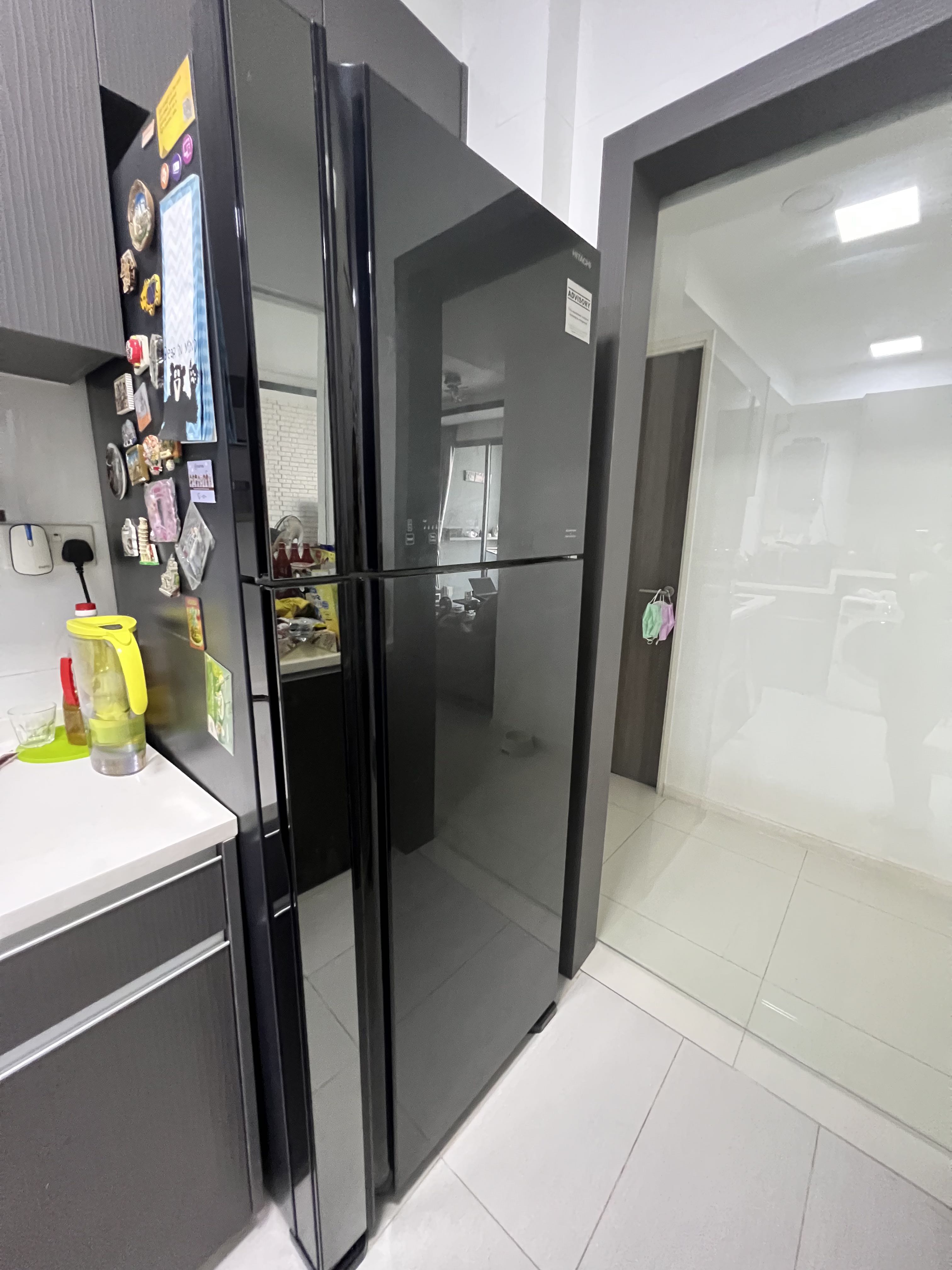 Hitachi refrigerator discount glass door