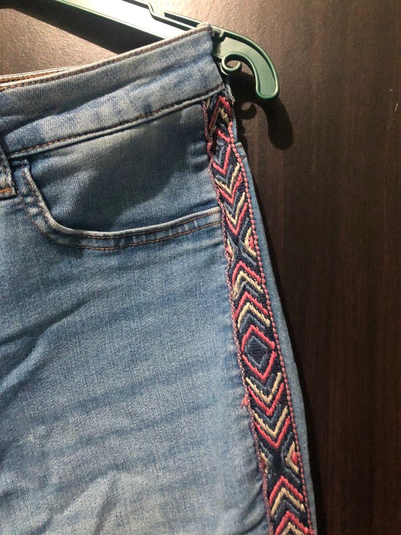 H&m side stripe jeans best sale