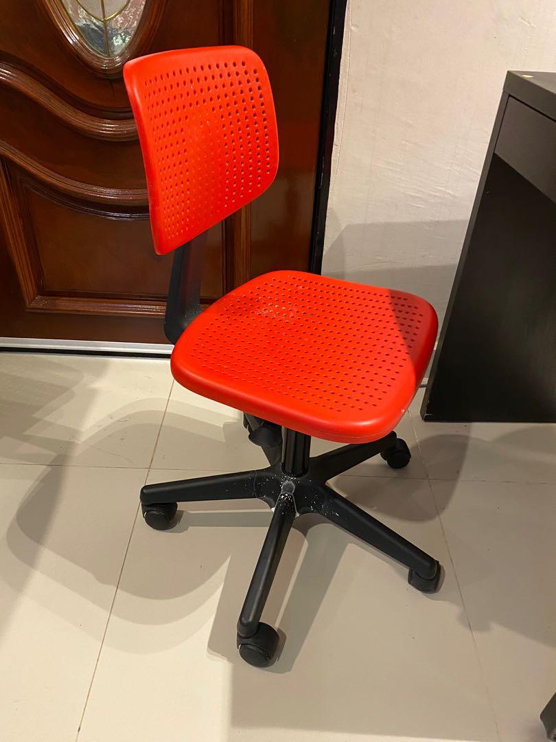 Ikea kids sales adjustable chair