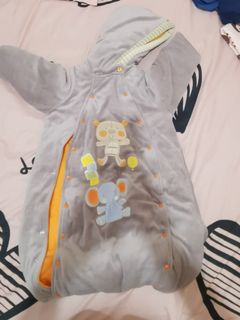 （分類：）位於 。 由 akilym 提交（商品編號 1127233366，圖片 1）。簡介： 。