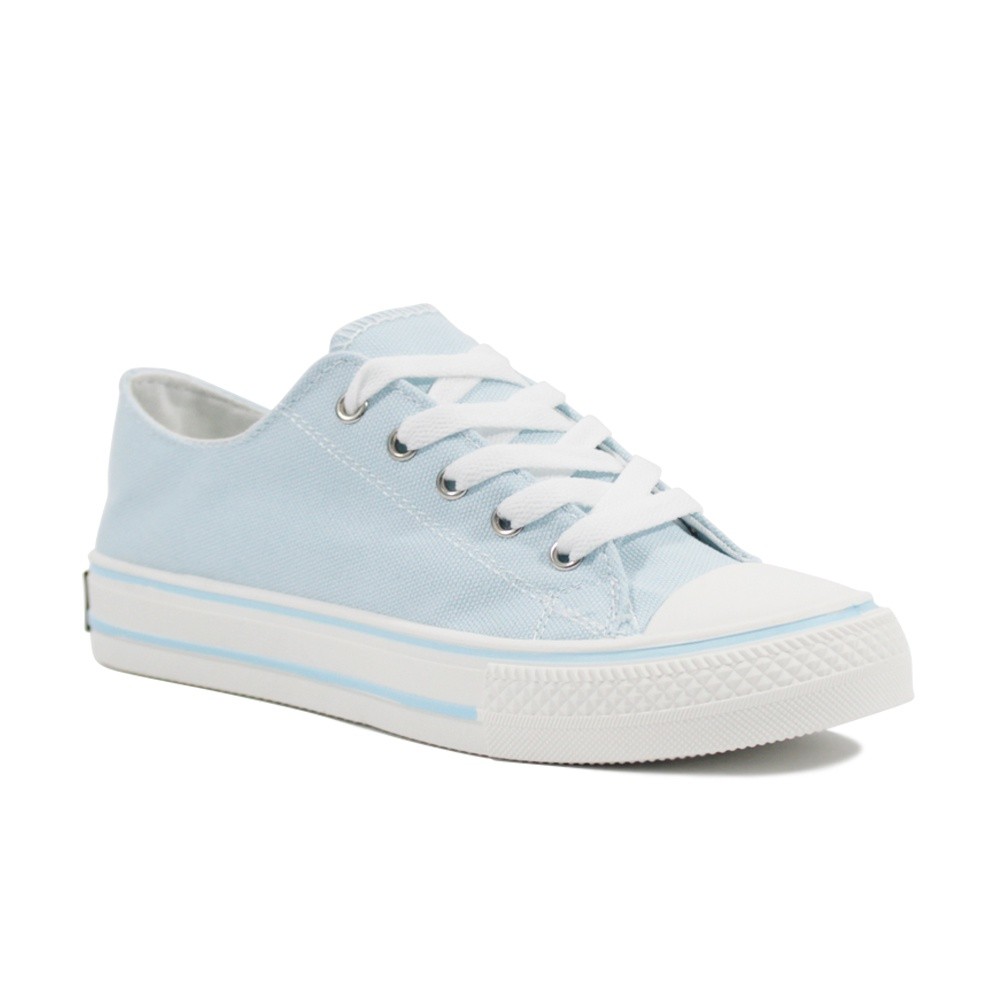 sneakers light blue