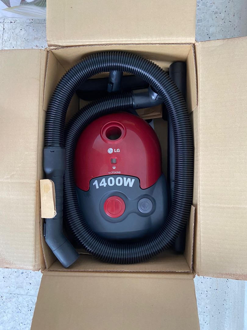 LG Vacuum Cleaner 1400w, TV & Home Appliances, Vacuum Cleaner