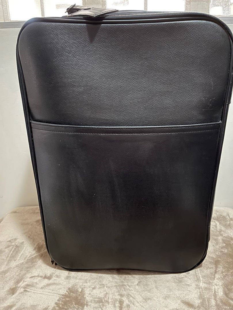 Used Black Louis Vuitton Taiga Leather Pegase 50 Houston,TX
