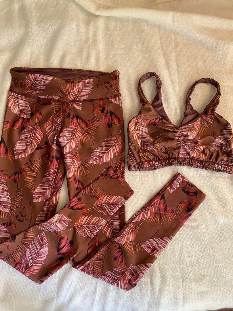 Maaji Activewear Set with Reversible Twist Bra (Category: Activewear) located in Taguig. Submitted by heyitsnt (Listing ID 1127226110, Image 2). Description: Colombian brand, great quality Size small, fabric has a metallic finish Bra is reversible No pads but lined Super cute irl Original price P6,000+ No flaws in 10/10 condition. Only used a few times. .
