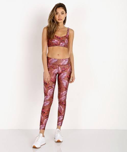 Maaji Activewear Set with Reversible Twist Bra (Category: Activewear) located in Taguig. Submitted by heyitsnt (Listing ID 1127226110, Image 1). Description: Colombian brand, great quality Size small, fabric has a metallic finish Bra is reversible No pads but lined Super cute irl Original price P6,000+ No flaws in 10/10 condition. Only used a few times. .