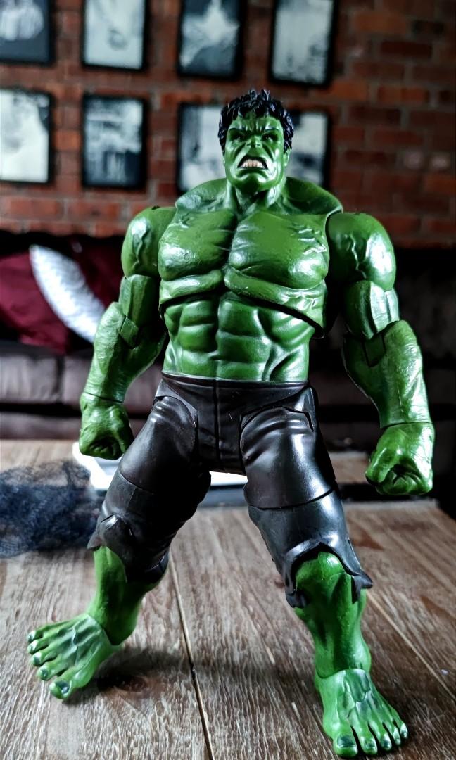 Marvel select hulk avengers diamond select toys movie action