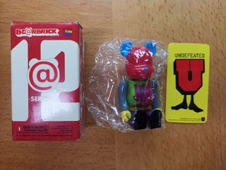 新品未開封 BE@RBRICK STUSSY×REAS ベアブリック 100％ 3色 BLUE RED 